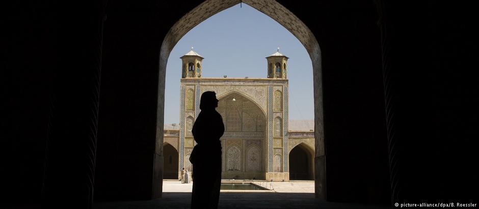 Monica Witt DW 2.13.2019