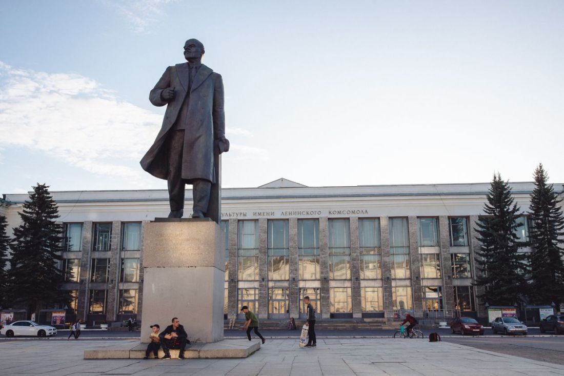 Russia WSJ I 10.17.2019