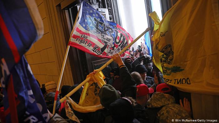 3 Trump riot 1.6.2021