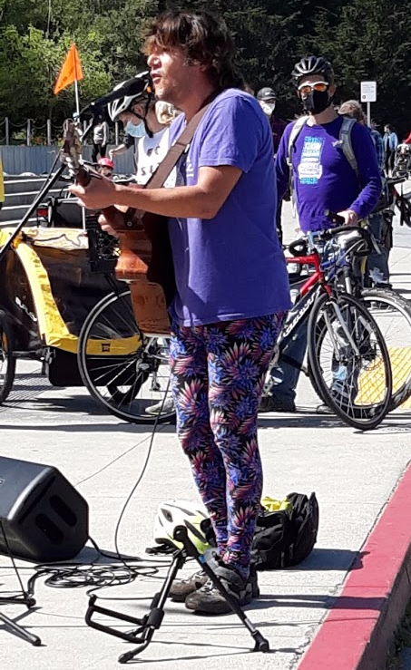 11 JFK Car Free Troubador II 4.11.2021