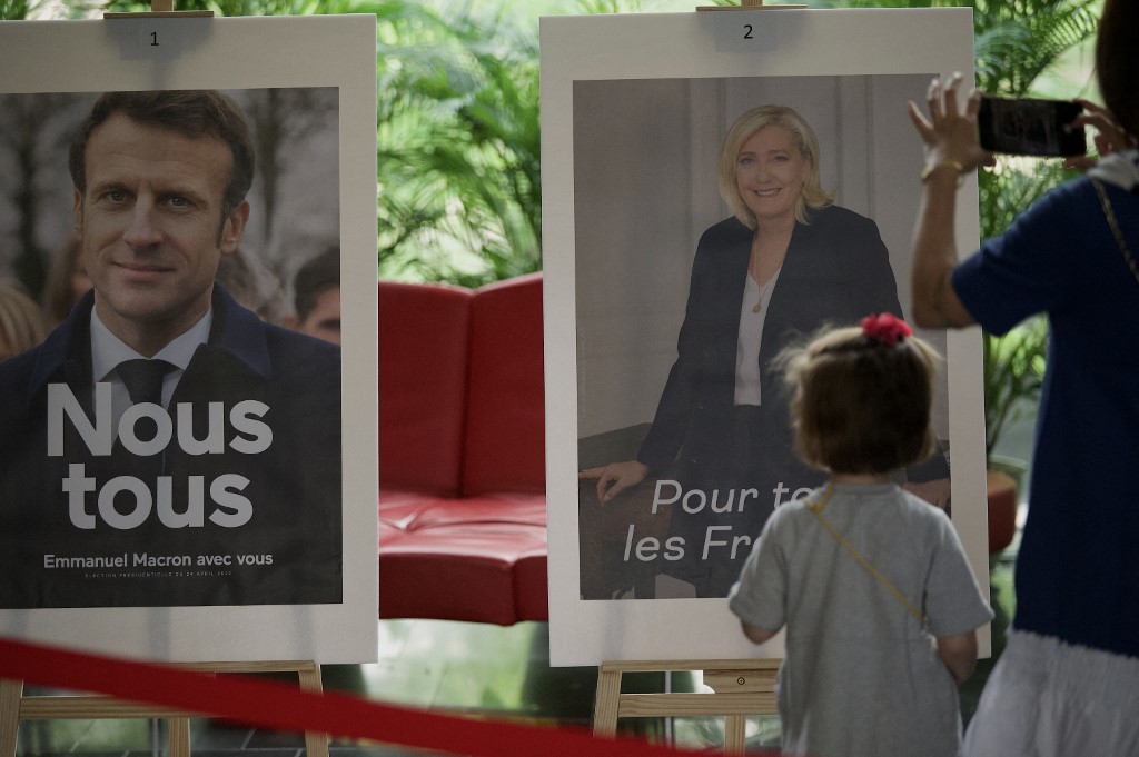 CHINA-FRANCE-POLITICS-VOTE